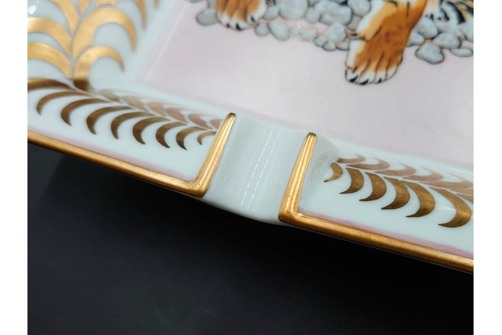 フランス　HERMES(エルメス)　「王者の虎」　気品を感じるアッシュトレイ　(R-087638)