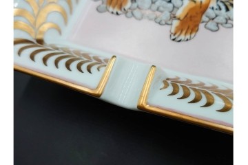 フランス　HERMES(エルメス)　「王者の虎」　気品を感じるアッシュトレイ　(R-087638)