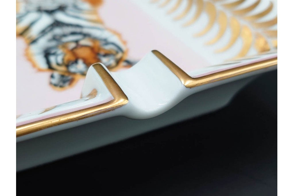 フランス　HERMES(エルメス)　「王者の虎」　気品を感じるアッシュトレイ　(R-087638)