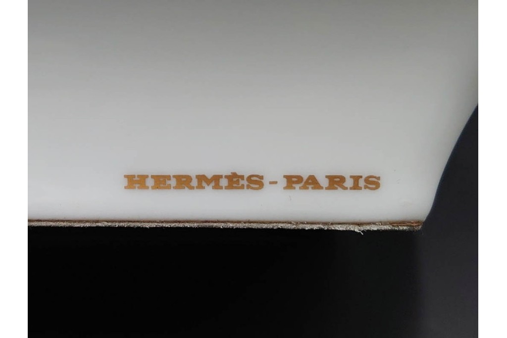 フランス　HERMES(エルメス)　「王者の虎」　気品を感じるアッシュトレイ　(R-087638)