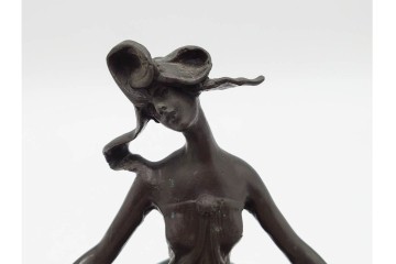 ジョゼフ・カーリエ　高さ約22cm　躍る女性のブロンズ像　(R-087643)