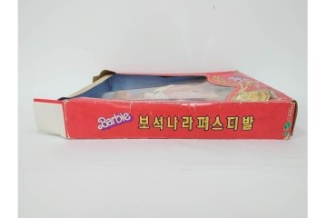 韓国　マテル社　 Barbie(バービー)　宝石の国フェスティバルシリーズのバービー人形　外箱付き　(R-087650)