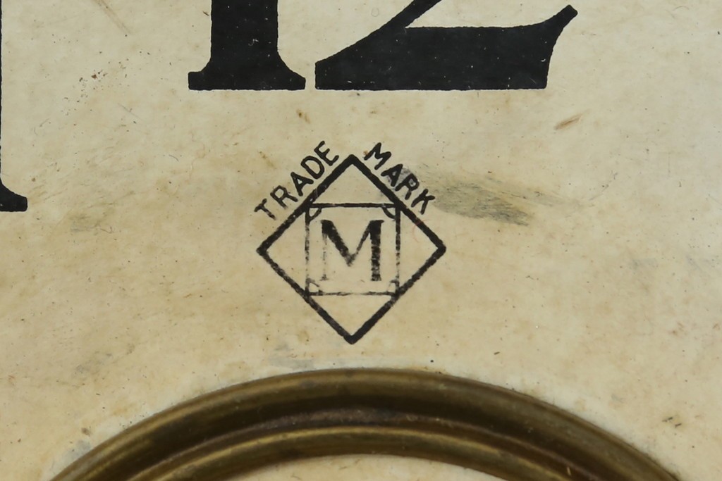 和製アンティーク　明治期から大正期　TRADE(M)MARK(トレードマーク)　扉の金文字がおしゃれな八角時計　(R-087670)