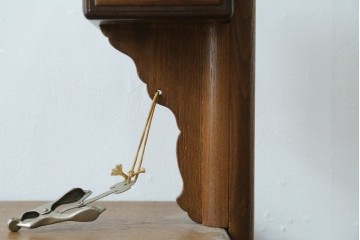 和製アンティーク　大正期　桑材　槐(えんじゅ)材　趣ある佇まいの裁縫箱　(R-087671)