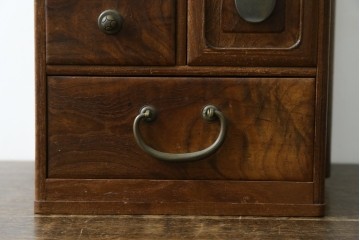 和製アンティーク　大正期　桑材　槐(えんじゅ)材　趣ある佇まいの裁縫箱　(R-087671)