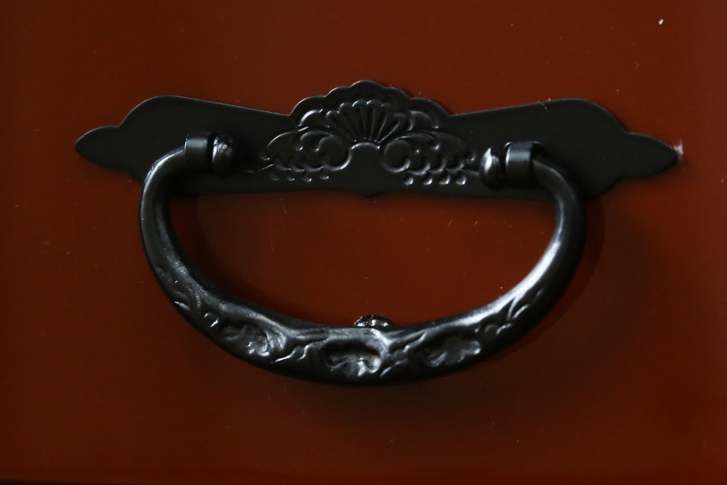 中古　美品　欅産業　朱塗りの小引き出し　(R-087672)