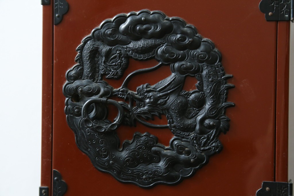 中古　美品　欅産業　朱塗りの小引き出し　(R-087672)