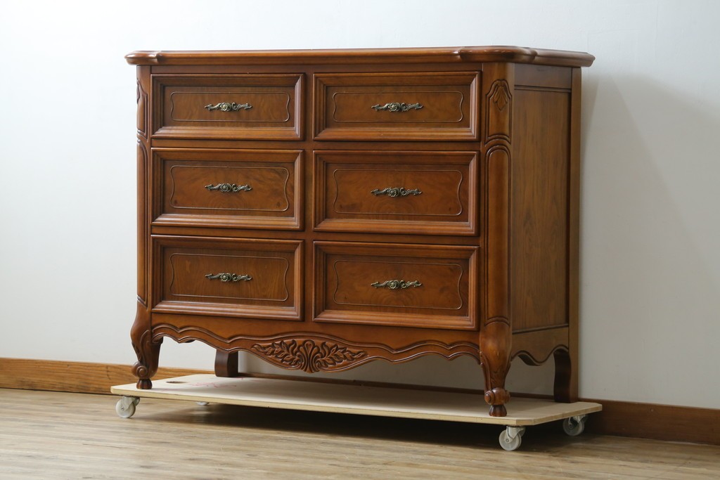 中古　美品　輸入家具　アメリカンクラシックな雰囲気のチェスト　(R-087673)