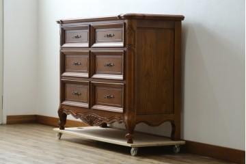 中古　美品　輸入家具　アメリカンクラシックな雰囲気のチェスト　(R-087673)