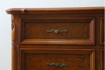 中古　美品　輸入家具　アメリカンクラシックな雰囲気のチェスト　(R-087673)
