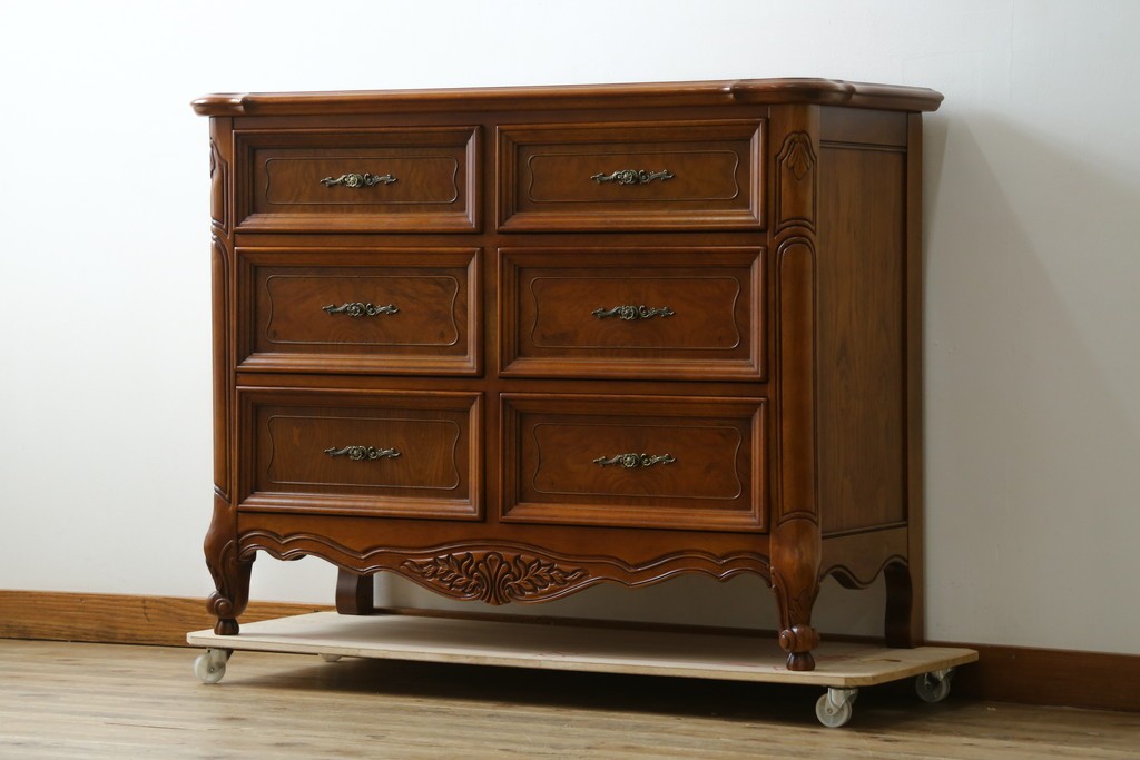 中古　美品　輸入家具　アメリカンクラシックな雰囲気のチェスト　(R-087673)