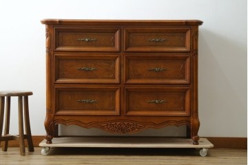 中古　美品　輸入家具　アメリカンクラシックな雰囲気のチェスト　(R-087673)