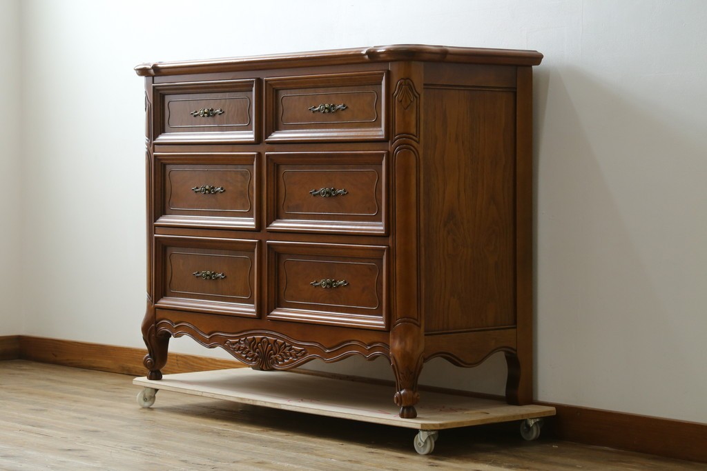 中古　美品　輸入家具　アメリカンクラシックな雰囲気のチェスト　(R-087673)