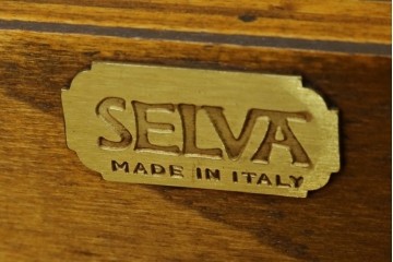 中古　美品　イタリア高級家具メーカー　SELVA(セルバ)　チェリー材　上品な意匠とクラシカルなデザインが魅力のアンティーク調チェスト　(R-087674)