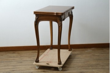 中古　イタリア高級家具　メデア(Medea)　希少モデル!　2wayで使える優雅なデザインのエクステンションテーブル　(R-087675)