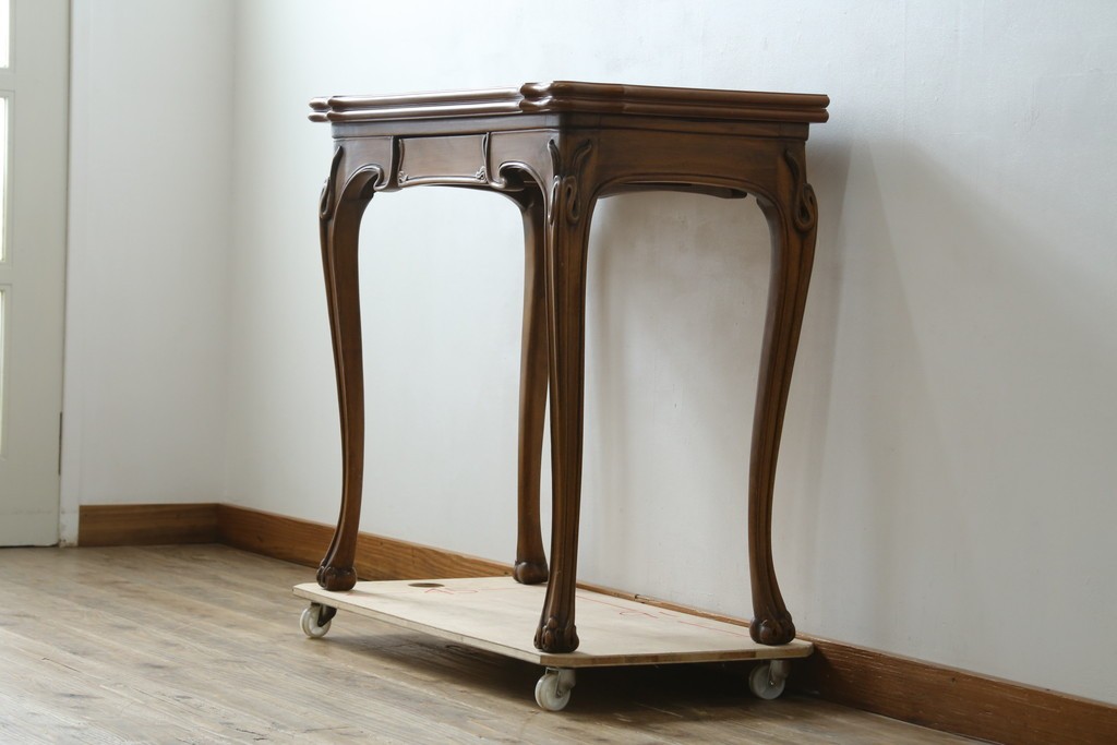 中古　イタリア高級家具　メデア(Medea)　希少モデル!　2wayで使える優雅なデザインのエクステンションテーブル　(R-087675)