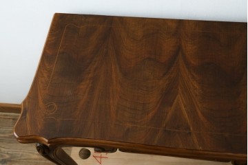 中古　イタリア高級家具　メデア(Medea)　希少モデル!　2wayで使える優雅なデザインのエクステンションテーブル　(R-087675)