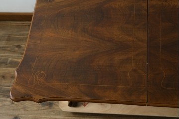 中古　イタリア高級家具　メデア(Medea)　希少モデル!　2wayで使える優雅なデザインのエクステンションテーブル　(R-087675)