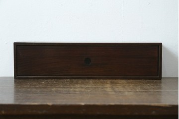 中古　美品　通産大臣指定伝統的工芸品　大阪唐木指物　吉勝作　紫檀材　端正なつくりの収納箱　(R-087680)
