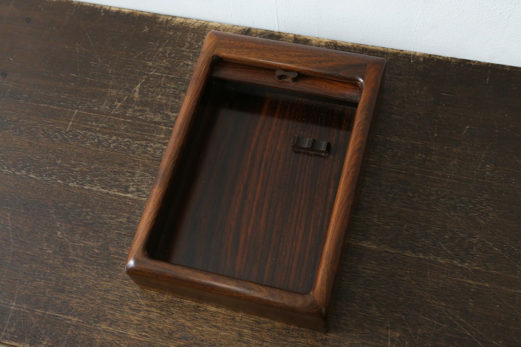 中古　美品　通産大臣指定伝統的工芸品　大阪唐木指物　吉勝作　紫檀材を用いた蛇腹式硯箱　(R-087682)