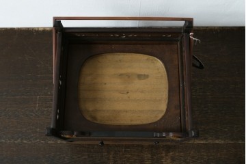 和製アンティーク　明治大正期　指物工芸品　蝙蝠(コウモリ)や桜の花を象った飴細工のような装飾がアクセントの時代寄木煙草盆　(R-087683)
