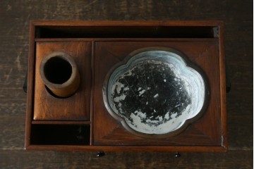 和製アンティーク　指物工芸品　花梨材　漆塗りの煙草盆　(R-087684)