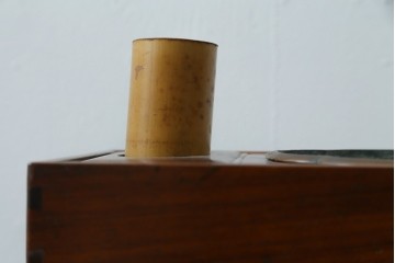 和製アンティーク　指物工芸品　花梨材　漆塗りの煙草盆　(R-087684)