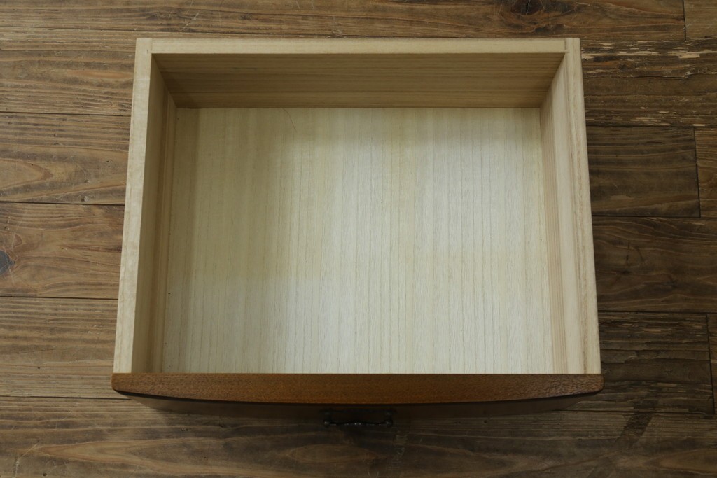 中古　美品　CONDE HOUSE(カンディハウス)　すらりとした縦長フォルムのジュエリーチェスト　定価約28万円　(R-087687)