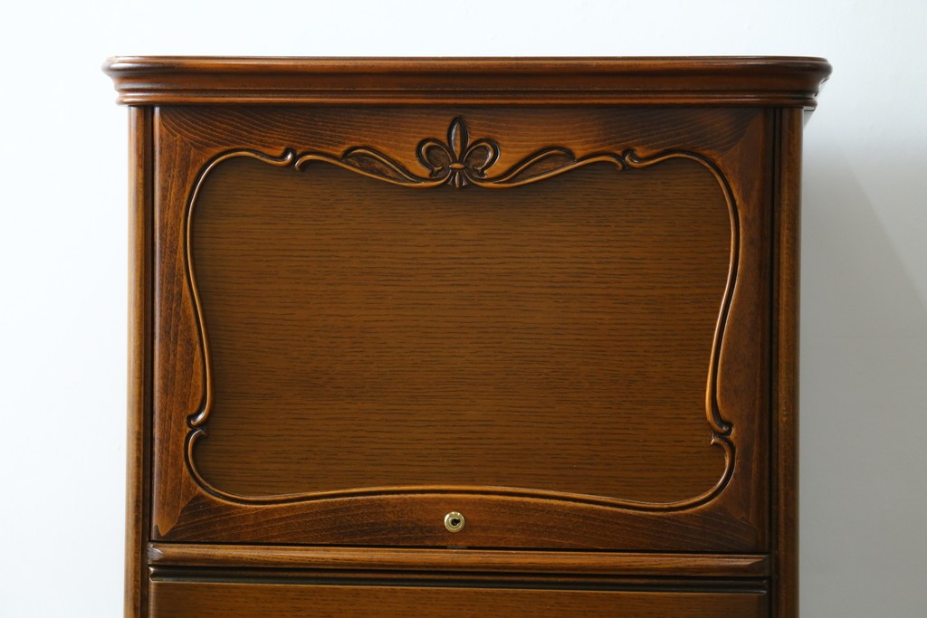 中古　美品　CONDE HOUSE(カンディハウス)　すらりとした縦長フォルムのジュエリーチェスト　定価約28万円　(R-087687)