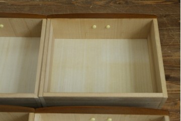 中古　美品　松永工房　Continue(カンティーニュ)　すらりとした縦長フォルムのジュエリーチェスト　定価約28万円　(R-087687)