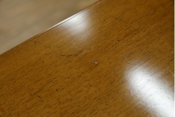 中古　美品　カリモク家具(karimoku)　domani(ドマーニ)　Morganton(モーガントン)　ゴールドの取っ手が上品なライトコニャック色のチェスト　定価約49万円　(R-087690)