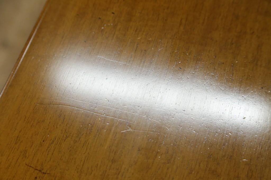 中古　美品　カリモク家具(karimoku)　domani(ドマーニ)　Morganton(モーガントン)　ゴールドの取っ手が上品なライトコニャック色のチェスト　定価約49万円　(R-087690)