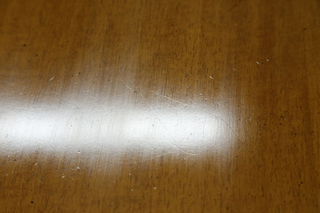 中古　美品　カリモク家具(karimoku)　domani(ドマーニ)　Morganton(モーガントン)　ゴールドの取っ手が上品なライトコニャック色のチェスト　定価約49万円　(R-087690)