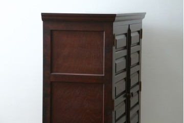 中古　国産　高級民芸家具　衣装盆付きで整理しやすい衣装箪笥　(R-087691)