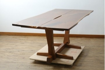 中古　桜製作所創業者・永見眞一氏サイン入り!!　ジョージ・ナカシマ(George Nakashima)　素材を活かした造形が魅力のコノイドテーブル　(R-087692)