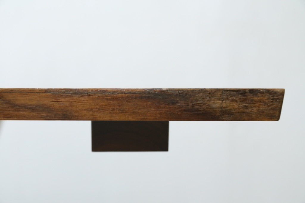 中古　桜製作所創業者・永見眞一氏サイン入り!!　ジョージ・ナカシマ(George Nakashima)　素材を活かした造形が魅力のコノイドテーブル　(R-087692)