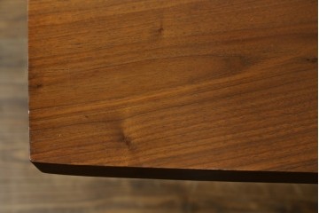 中古　桜製作所創業者・永見眞一氏サイン入り!!　ジョージ・ナカシマ(George Nakashima)　素材を活かした造形が魅力のコノイドテーブル　(R-087692)