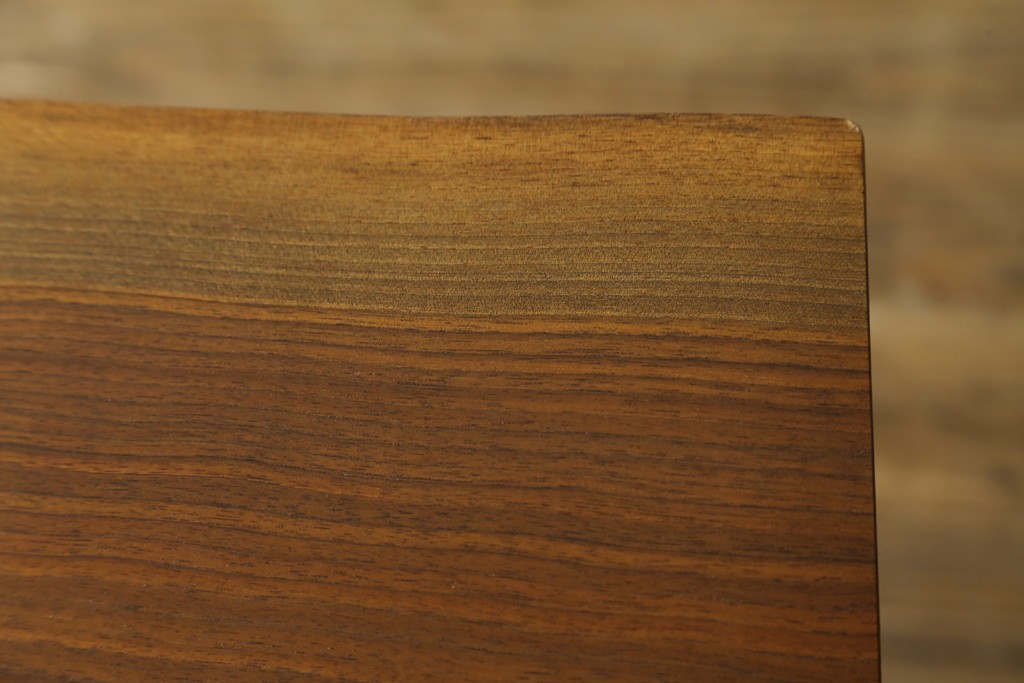 中古　桜製作所創業者・永見眞一氏サイン入り!!　ジョージ・ナカシマ(George Nakashima)　素材を活かした造形が魅力のコノイドテーブル　(R-087692)