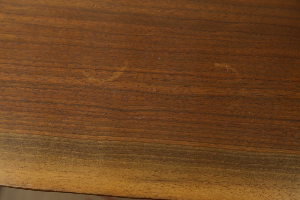 中古　桜製作所創業者・永見眞一氏サイン入り!!　ジョージ・ナカシマ(George Nakashima)　素材を活かした造形が魅力のコノイドテーブル　(R-087692)