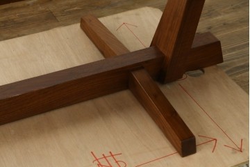 中古　桜製作所創業者・永見眞一氏サイン入り!!　ジョージ・ナカシマ(George Nakashima)　素材を活かした造形が魅力のコノイドテーブル　(R-087692)
