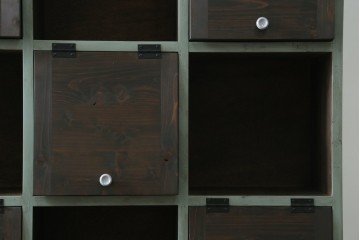 【ラフジュ工房オリジナル】　3×4マス　パタパタ扉付き　くすみカラーのペイントマス目棚　(R-087693)