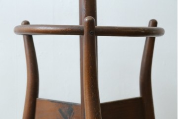 和製ヴィンテージ　秋田木工　曲げ木の優美な傘立て付きポールハンガー　(R-087696)