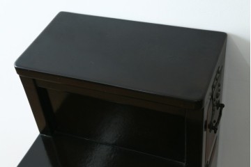 中古　職人手作り　希少な廃番品　民芸城山　朱と黒の濃淡が美しい一閑張りの階段箪笥　(R-087697)