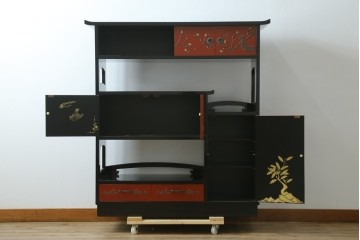 中古　美品　輪島塗　金彩・高蒔絵(梅・雀)　希少な朱塗りの飾り棚　定価約350万円　(R-087699)