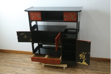 中古　美品　輪島塗　金彩・高蒔絵(梅・雀)　希少な朱塗りの飾り棚　定価約350万円　(R-087699)