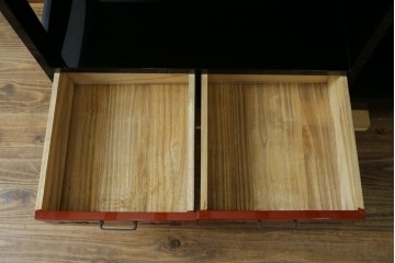 中古　美品　輪島塗　金彩・高蒔絵(梅・雀)　希少な朱塗りの飾り棚　定価約350万円　(R-087699)