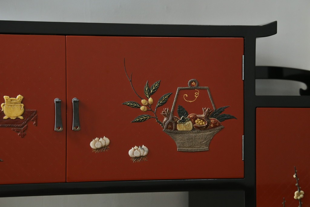 中古　美品　輪島塗　金彩・高蒔絵(梅・雀)　希少な朱塗りの飾り棚　定価約350万円　(R-087699)