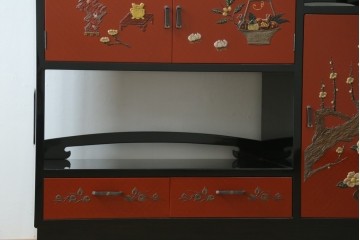 中古　美品　輪島塗　金彩・高蒔絵(梅・雀)　希少な朱塗りの飾り棚　定価約350万円　(R-087699)