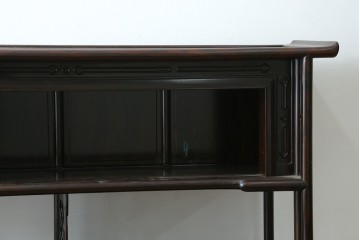 中古　美品　最高級　国産職人手作り　林光琳作　黒檀(コクタン)材　漆塗り　蒔絵入りの格調高い飾り棚　定価約240万円　(R-087703)