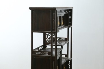 中古　美品　最高級　国産職人手作り　林光琳作　黒檀(コクタン)材　漆塗り　蒔絵入りの格調高い飾り棚　定価約240万円　(R-087703)